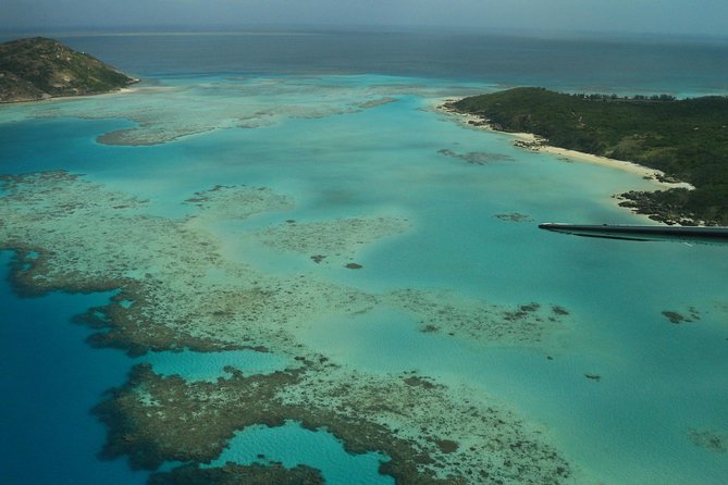 1-Hour Whitsunday Islands and Heart Reef Scenic Flight - What the small aircraft changes
