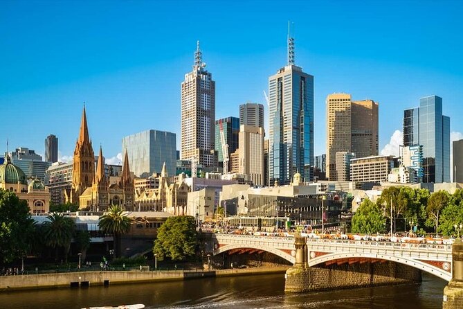 4 Hour Private Tour of Melbourne's Iconic Highlights with Guide - Flinders Street Station and the city’s famous clocks