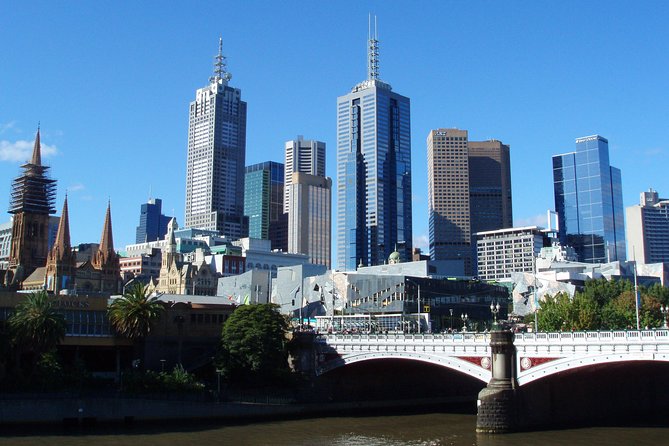 4 Hour Private Tour of Melbourne's Iconic Highlights with Guide - Hosier Lane: Melbourne’s street-art stop