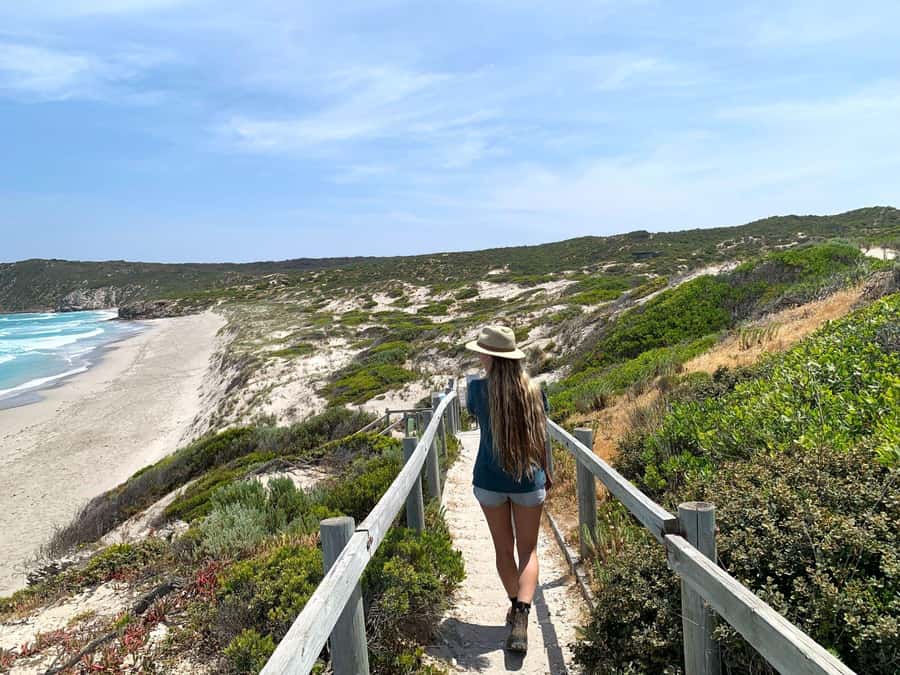 Adelaide: 3-Day Kangaroo Island Adventure Tour with Camping - Honey, eucalyptus oil, and a cliff-top glass