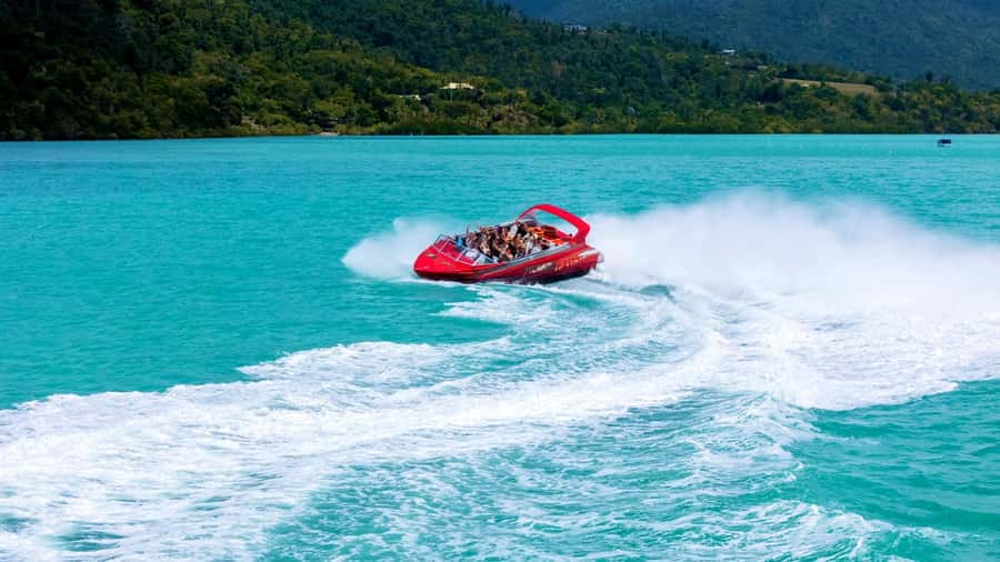 Airlie Beach: 30-Minute Jet Boat Ride - A small group makes the ride more personal