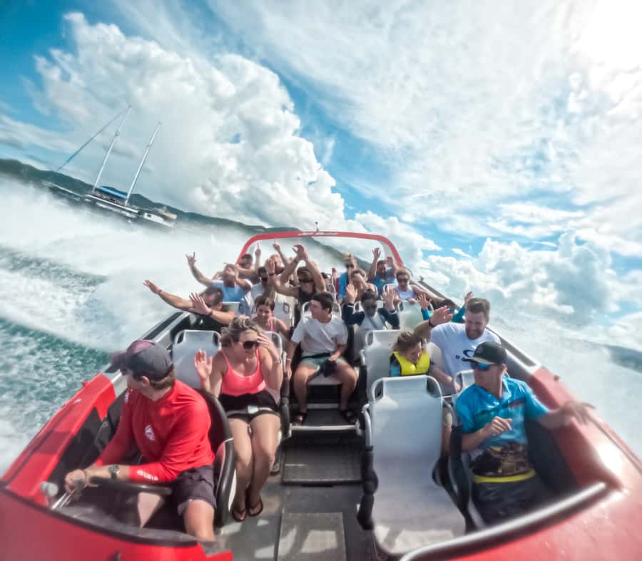 Airlie Beach: 30-Minute Jet Boat Ride - Commentary, music, and the driver’s role