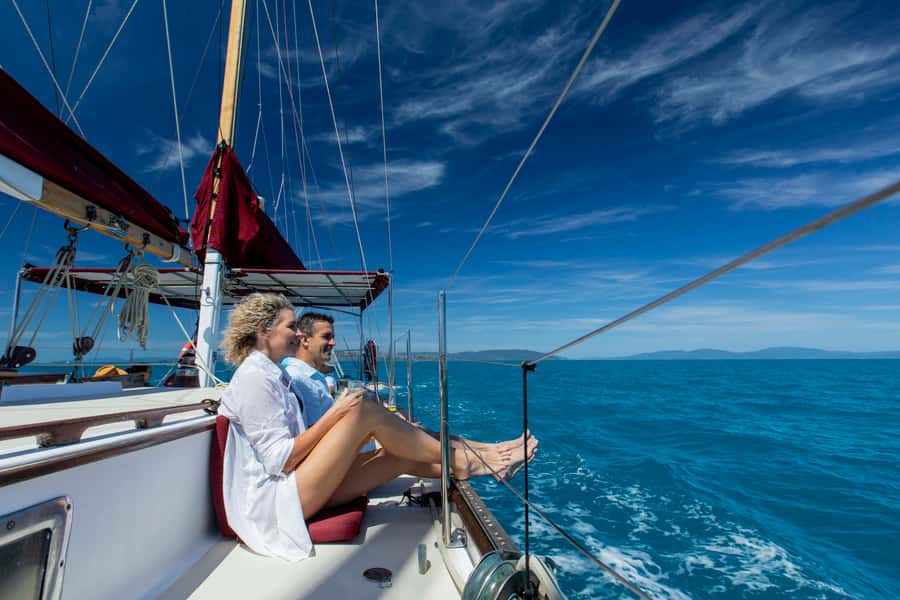 Airlie Beach: Adults-Only Whitehaven Beach Sailing Tour - Snorkeling for about 40 minutes
