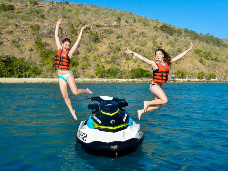 Airlie Beach: Airlie Adventure Jet Ski Tour - Wildlife and scenery around the marine park