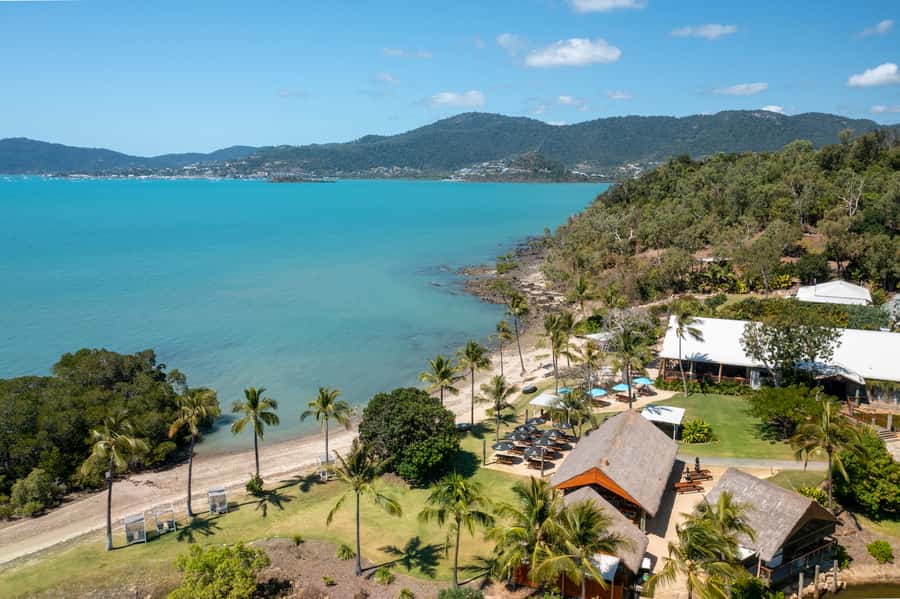 Airlie Beach: Cedar Creek Falls & Northerlies Beach Day Trip - What happens when the waterfall is dry
