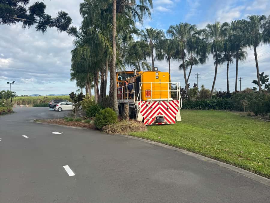 Airlie Beach: Sightseeing Bus Tour - Key points at a glance