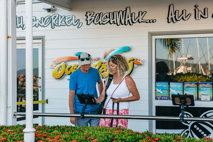 Airlie Beach: Snorkel, Hill Inlet Lookout & Whitehaven Beach - Whitehaven Beach: two very different ways to enjoy it