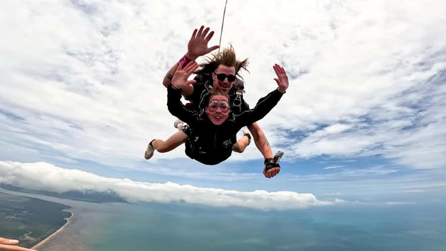 Airlie Beach: Tandem Skydiving Experience with Beach Landing - The aircraft ride and the moment at the door