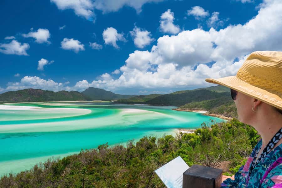 Airlie Beach: Whitehaven Beach Cruise and Hill Inlet - Hill Inlet and the 1.3-kilometre guided walk