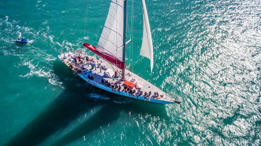 Airlie Beach: Whitsunday Islands 2-Day Sailing Tour - Five things to know before you book