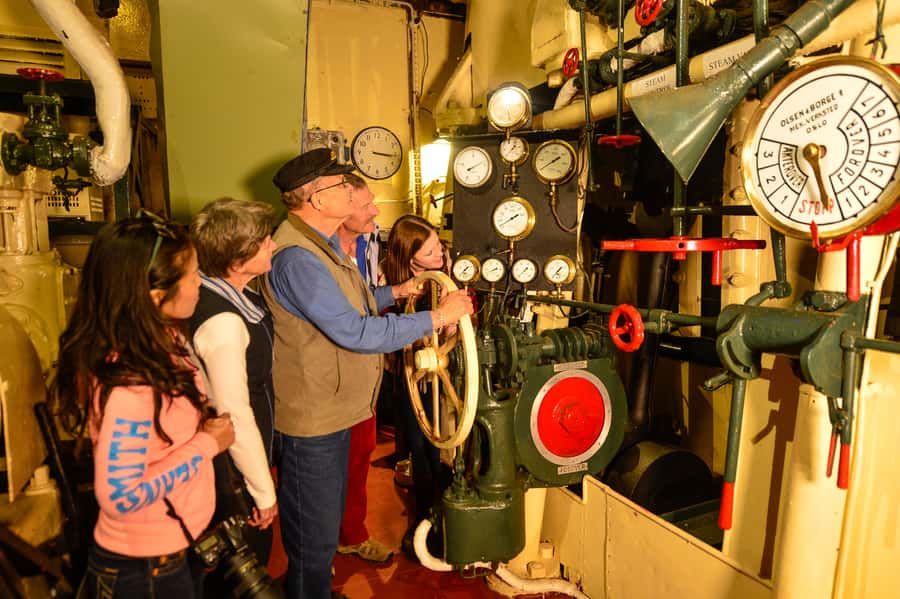 Albany: Historic Whaling Station Entry Ticket - Films inside the former whale oil tanks