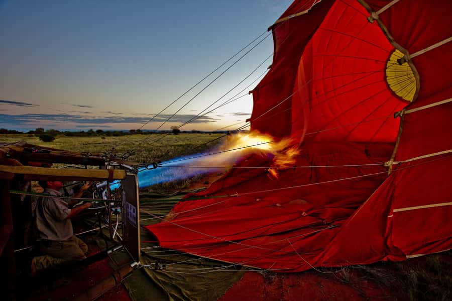 Alice Springs: Early Morning Hot Air Balloon Flight - Watching the balloon come alive before sunrise