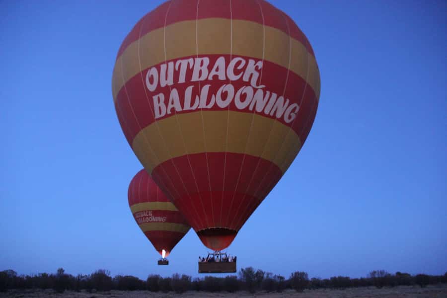 Alice Springs: Early Morning Hot Air Balloon Flight - Floating above the Central Australian Outback