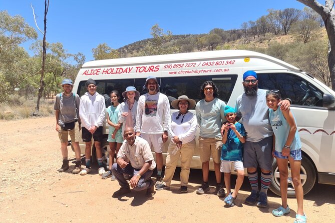 Ayers Rock Day Trip from Alice Springs Including BBQ Dinner - Sunset, sparkling wine, and a practical barbecue