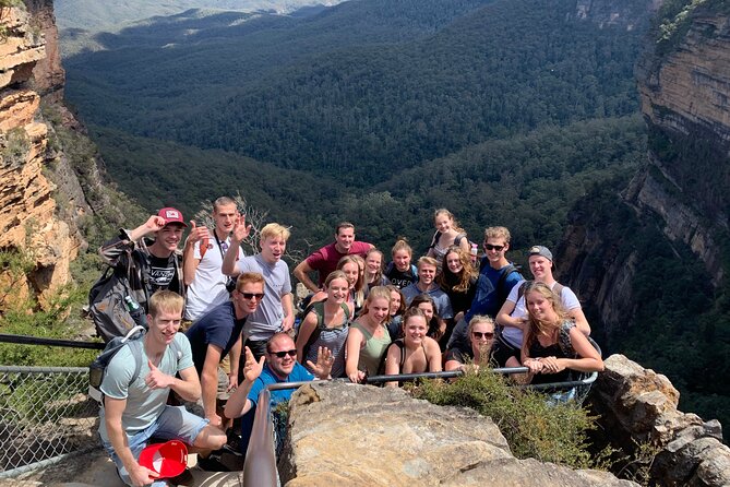 Blue Mountains Private Tour From Sydney, & Featherdale Aussie Animal Park Option - Crossing Sydney Harbour and heading west