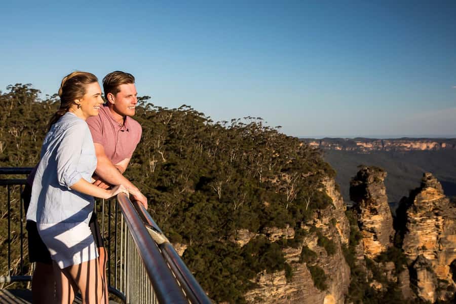 Blue Mountains Sunset Waterfalls Wildlife Tour From Sydney - Echo Point and the Three Sisters deliver the famous views