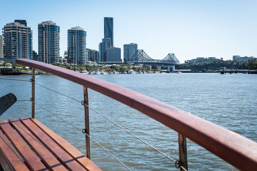 Brisbane: Cruise to Lunch Package: 10:30am-2pm (3.5hr) - Who will enjoy this Brisbane outing?