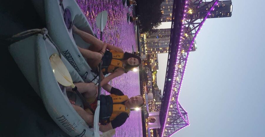 Brisbane: Illuminated River Night Kayak Tour - A gentle pace, with one important catch