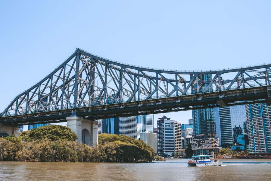 Brisbane: Midday 1.5-Hour Sightseeing Cruise 12.30pm-2.00pm - A 90-minute introduction to Brisbane by river