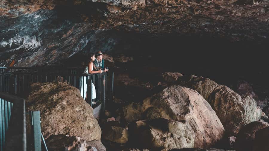 Brisbane: Rainforests, Waterfalls and Glow Worm Cave Tour - Leaving Brisbane for Tamborine Mountain