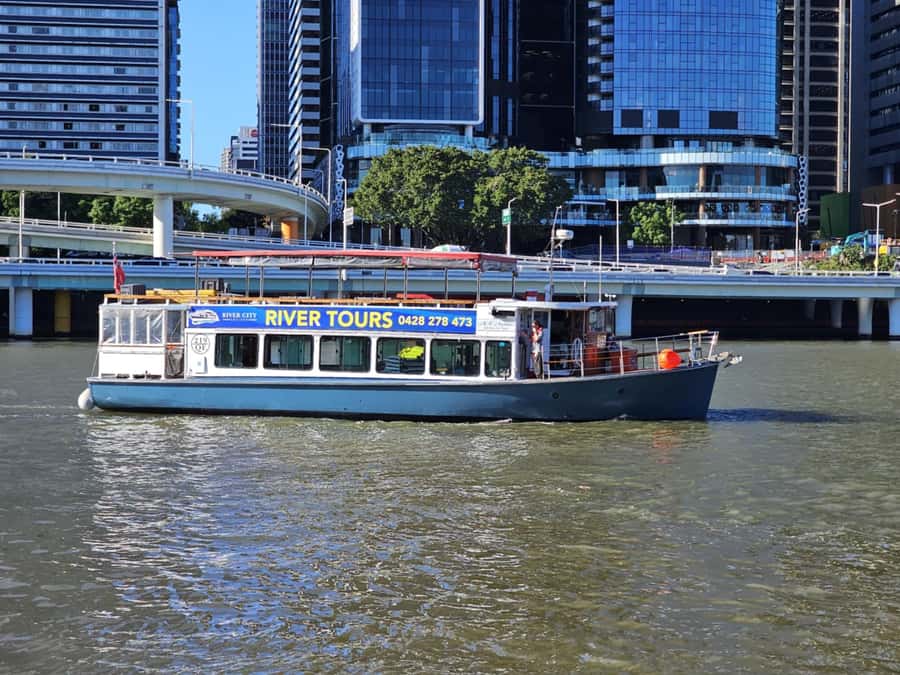 Brisbane: South Bank Combo Pass: 10:30am-2pm approx - Lunch at The Plough Inn