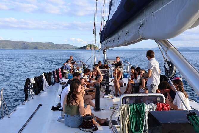 British Defender 3D2N Whitsunday Snorkelling Sailing Adventure - Meals included, extras left to you
