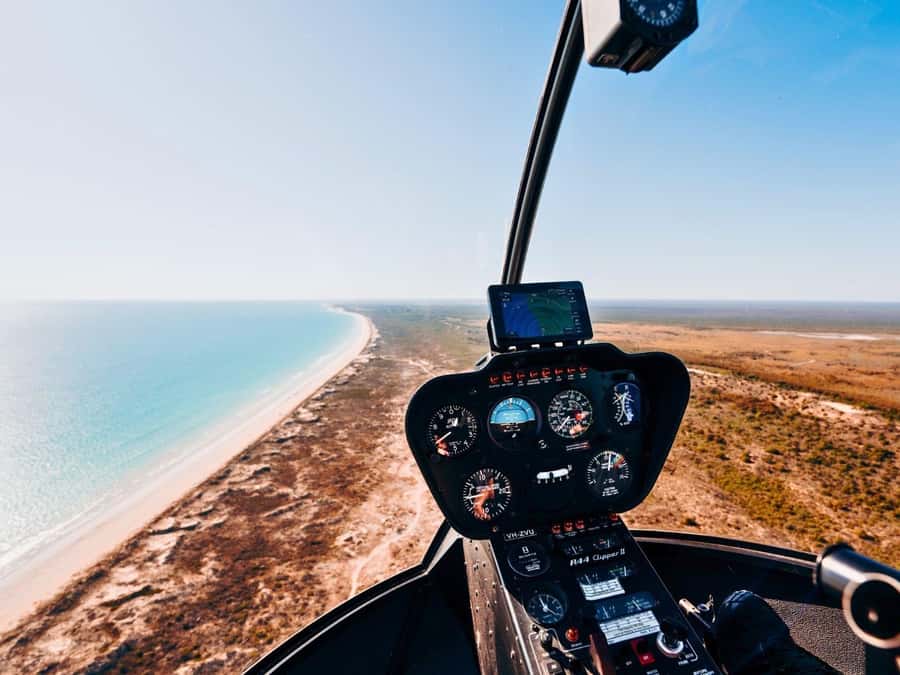 Broome: 30-Minute Scenic Helicopter Flight - What the pilot adds to the experience