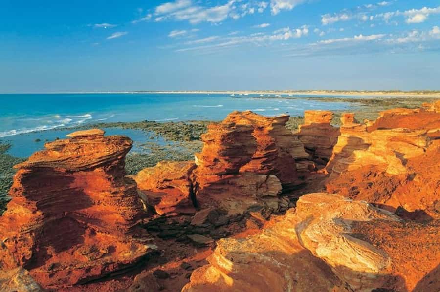 Broome: Afternoon Town Tour with Beach Sunset - Willie Creek and the hazards of pearling