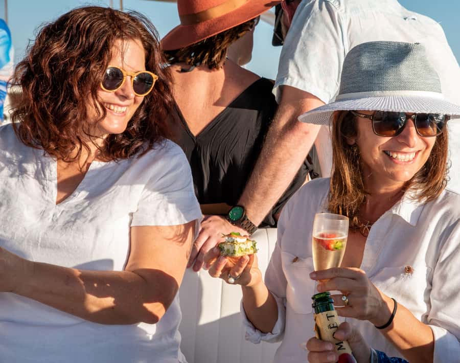 Broome: Whale Watching & Sunset Cruise - Thirty Minutes In The Boom Net