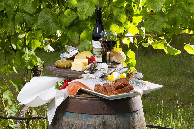 Bruny Island Traveller - Gourmet Tasting and Sightseeing Day Trip from Hobart - The Neck: Bruny’s signature view