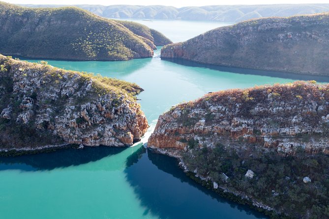 Buccaneer Explorer - Dry Season - The flight itself, from Broome to the remote coast