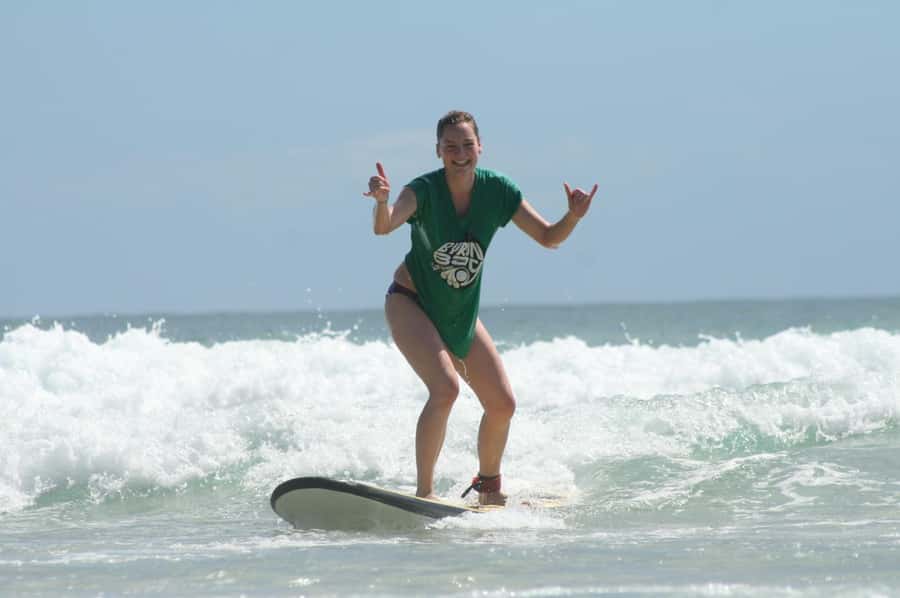 Byron Bay: Group Surf Lesson with Instructor - What happens during the 2.5-hour lesson
