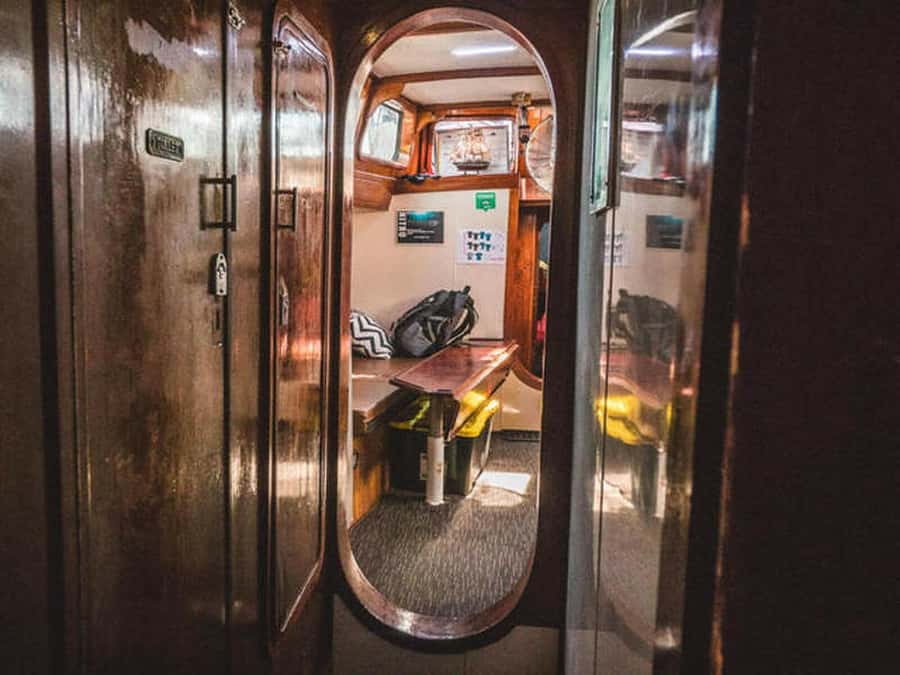 Cairns: 2-Day Great Barrier Reef Dive and Snorkel Boat Trip - Food, sleeping arrangements, and the night at sea