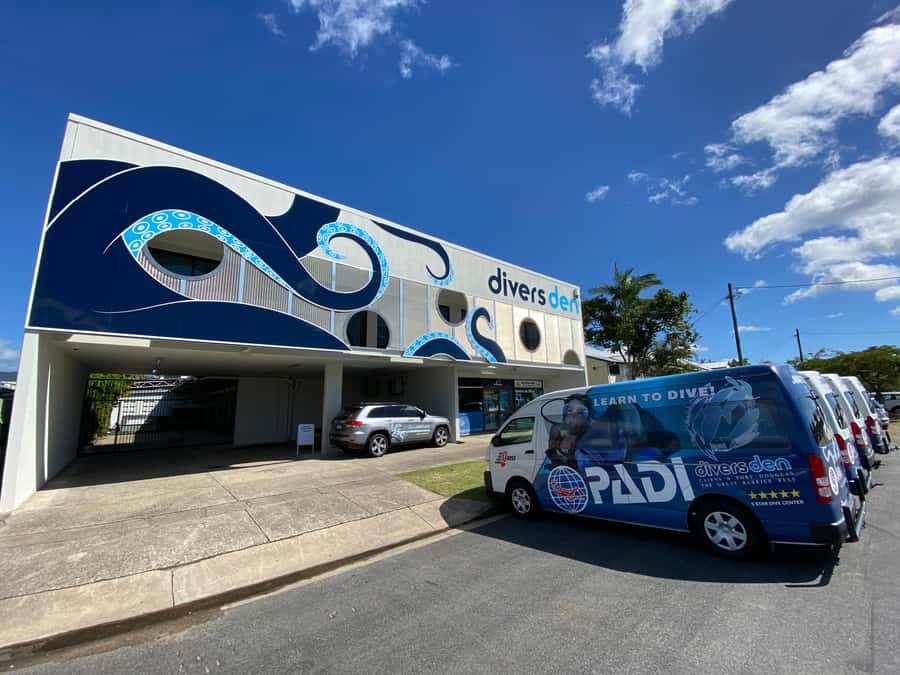 Cairns: 4-Day PADI Open Water Course - What the $704 price really covers