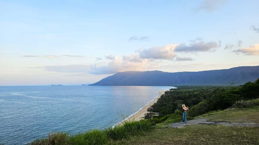 Cairns: Cape Tribulation & Daintree Rainforest Premium Tour - Crossing into the ancient Daintree