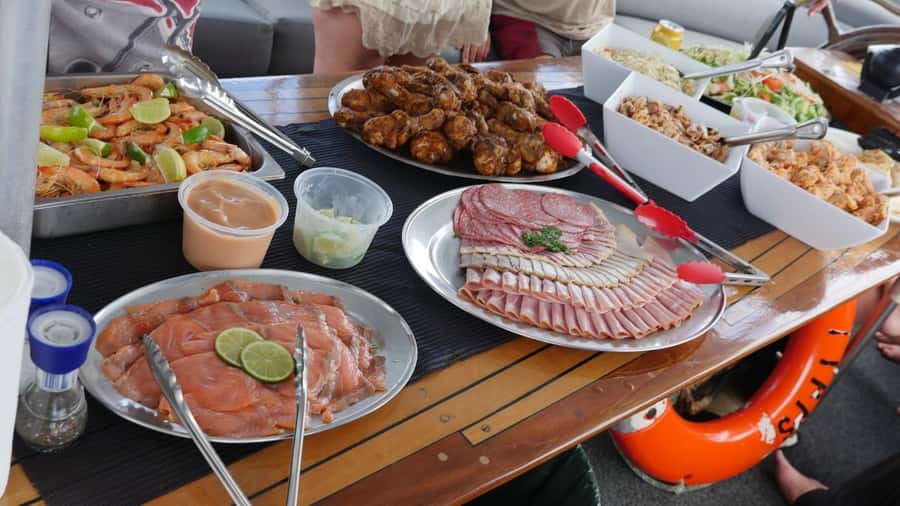 Cairns: Green Island & Great Barrier Reef Sailing Tour - Optional scuba for beginners and certified participants