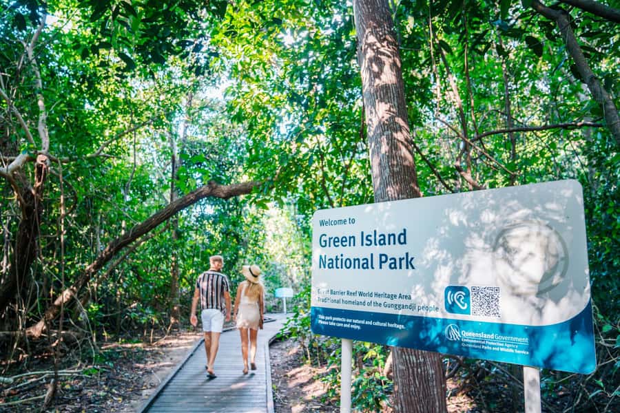 Cairns: Green Island, Snorkelling and Glass-Bottom Boat - Should you book it?