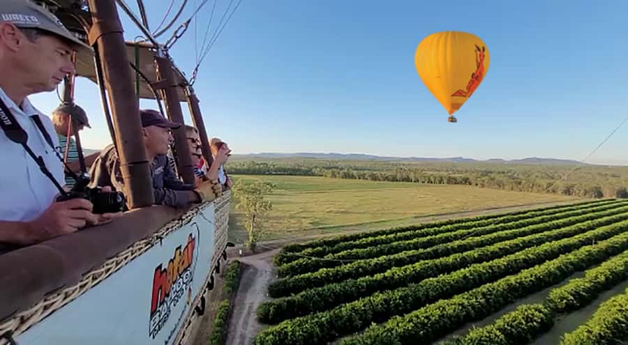 Cairns: Hot Air Balloon Flight with Transfers - Who should book this morning