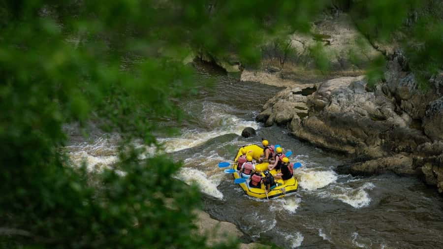 Cairns: Raging Thunder Barron Gorge River Rafting Trip - Safety briefing, paddle practice, and the first rapids