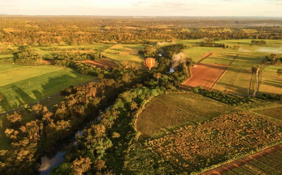Camden Valley: Sunrise Hot Air Balloon Flight With Breakfast - Who should book this experience?