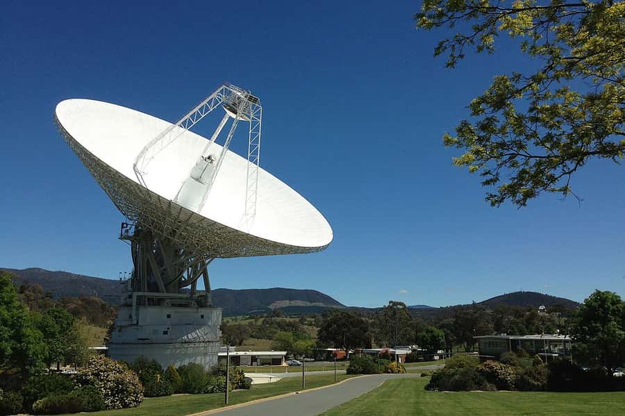 Canberra: Kangaroos and Koala Experience Tour - Entering Tidbinbilla Nature Reserve
