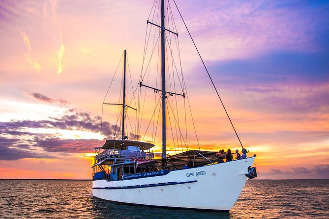 Cape Adieu Darwin Sunset Dinner Cruise - Sunset, tropical air, and changing light