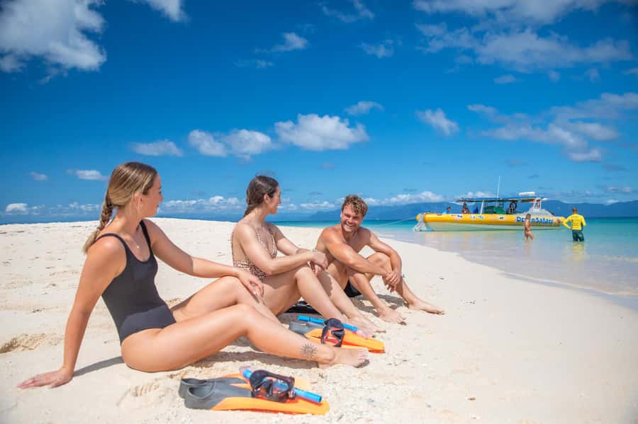 Cape Tribulation Ocean Safari - Great Barrier Reef Adventure - What the weather can change