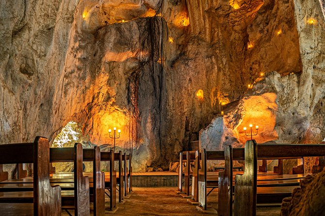 Capricorn Caves Cathedral Cave Tour - Who should choose this Cathedral Cave tour?