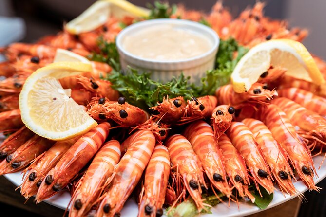 Charles Darwin Dinner Cruise - Who will enjoy this cruise most