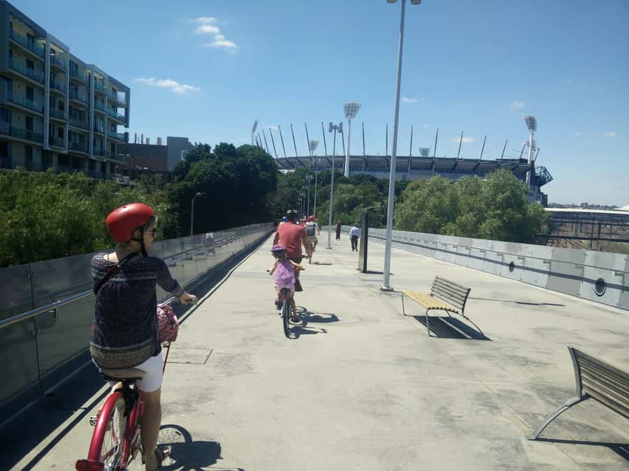 Classic Melbourne Bike tour - Why a bike is a smart way to meet Melbourne