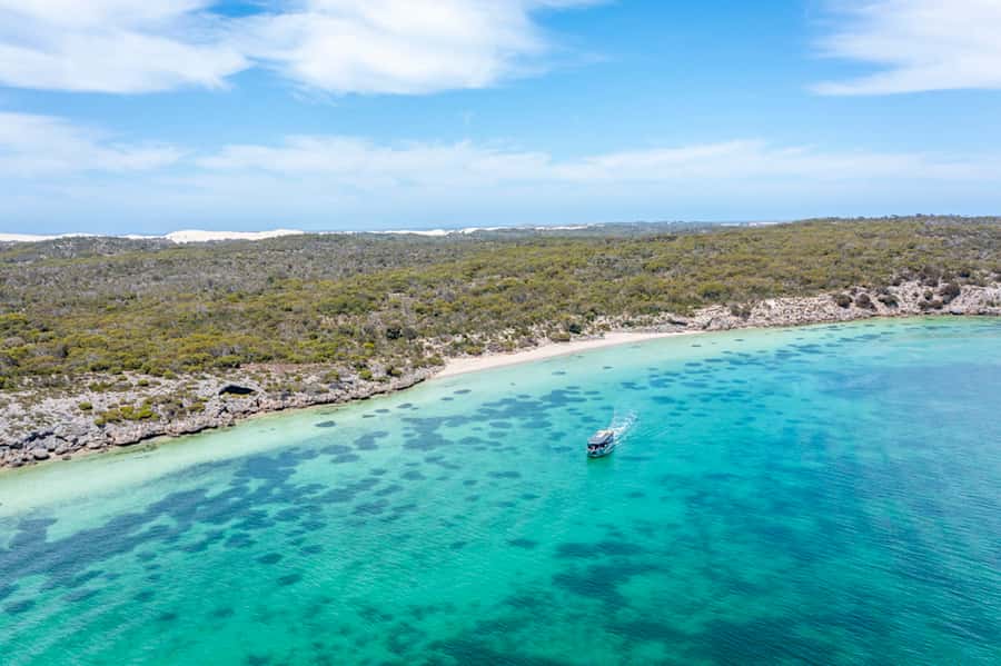 Coffin Bay: Oyster Farm Boat Tour with Wading & 12 Oysters - Setting off from Coffin Bay Yacht Club