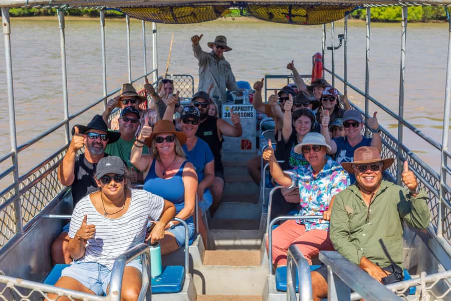 Darwin: Adelaide River Cruises, Jumping Crocodile Experience - Why the guide matters more than the boat