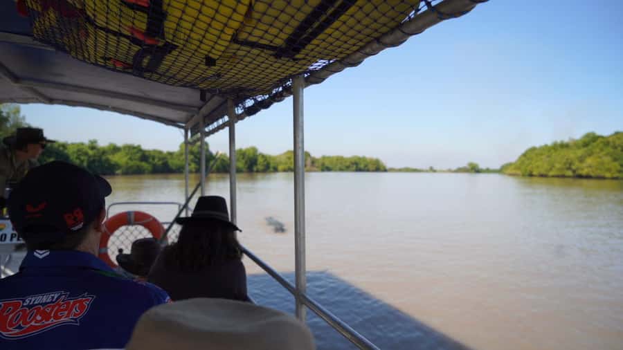 Darwin: The Croc Bus to the Famous Jumping Crocodile Cruise - Meeting in central Darwin