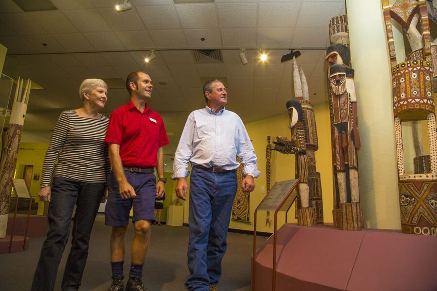 Discover the City of Darwin: Half-Day City Coach Tour - The guide can make or break the afternoon